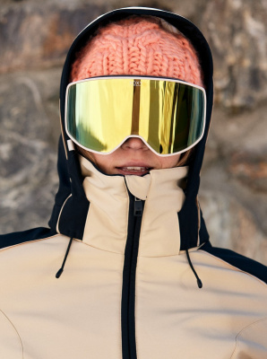 Сноубордическая куртка женская ROXY PEAK CHIC SOFTSHELL JK от магазина Адреналин